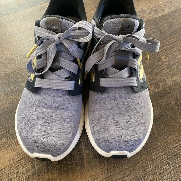 Cute Addis shoes - Picture 2 of 3